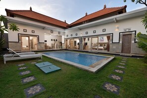 Outdoor pool - 3Bedrooms Central Seminyak walking distance to the Boutique shop,Restaurant,Bar (Seminyak)