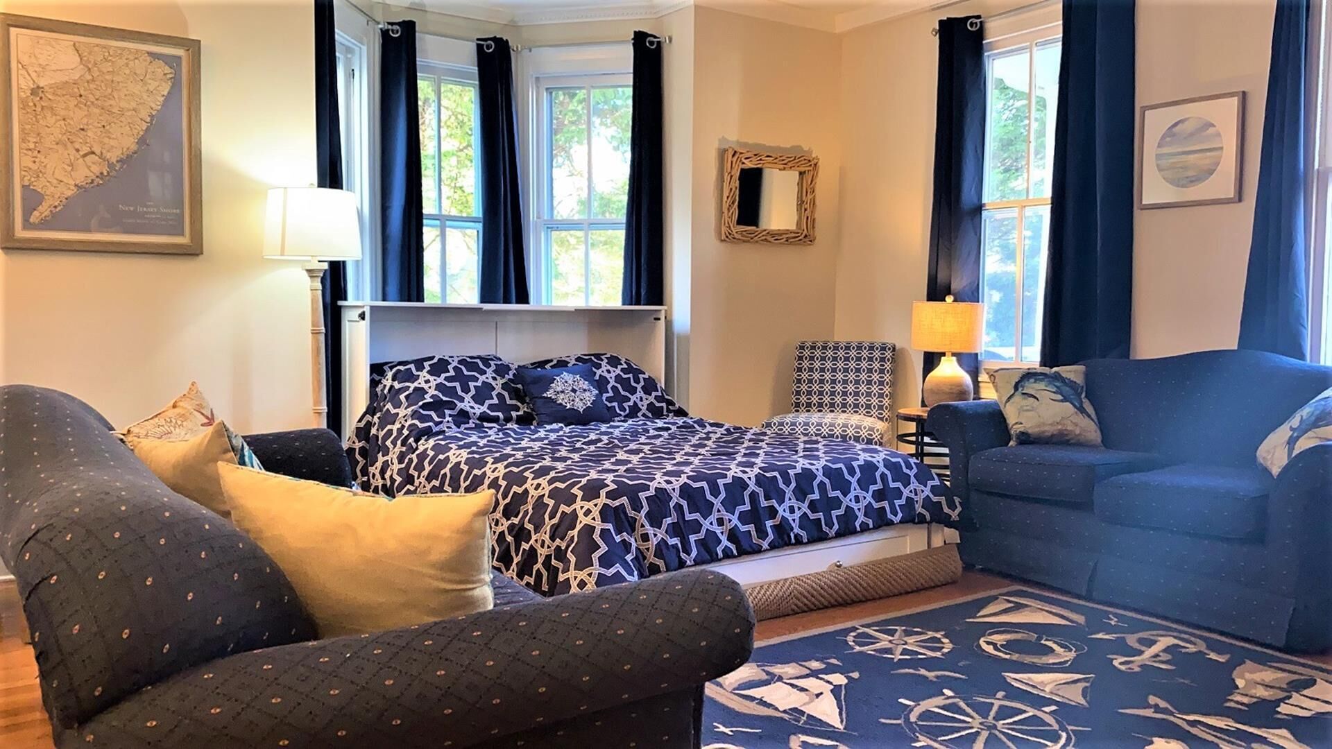 Spacious & Modern pet-friendly Victorian over 4,200 Sq Ft