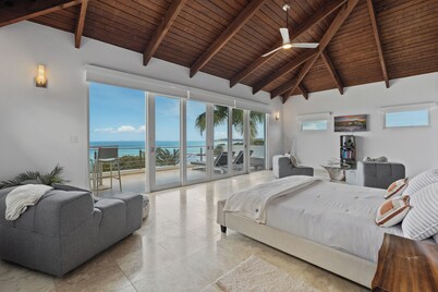 Beachfront Luxury Villa: 3BR, 3.5BA,Gazebo,Pool, Secluded Beach, Gated Community