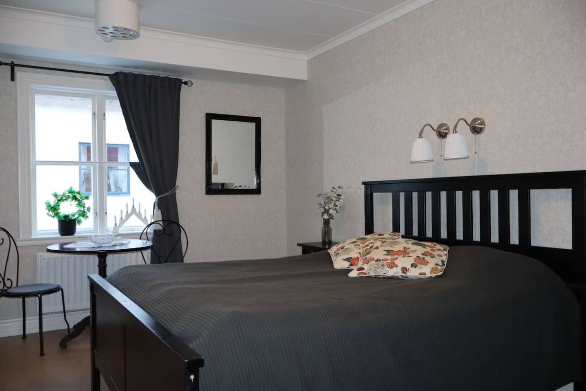 Individually decorated, individually furnished, blackout drapes