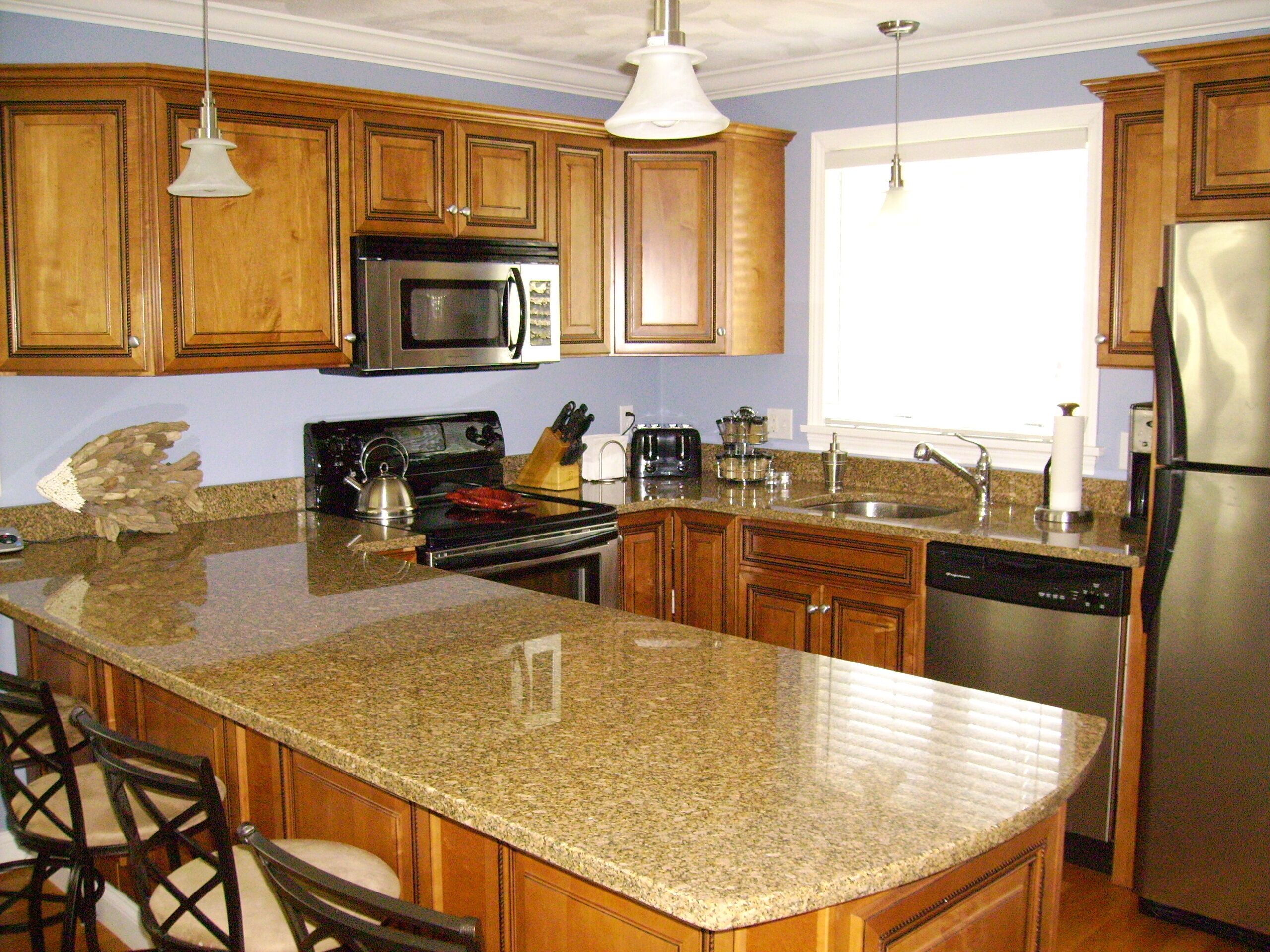 LUXURY OCEANVIEW TOWNHOUSE in Wells, Maine. Newly redecorated September 2023!