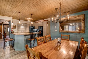 Dining Room for 6 adjoins the Kitchen with Bar seating for 4 more