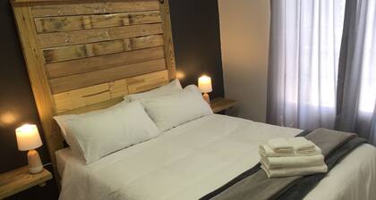 Beaches ... a dreamy holiday apartment set in the tranquil beauty of Hermanus