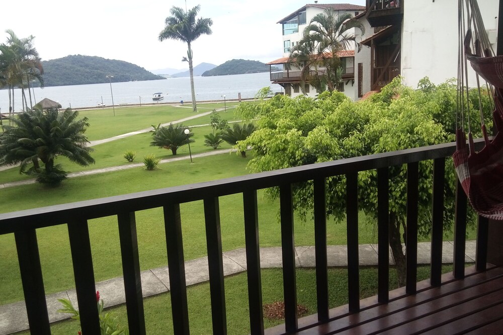 Stunning Apartment in Angra