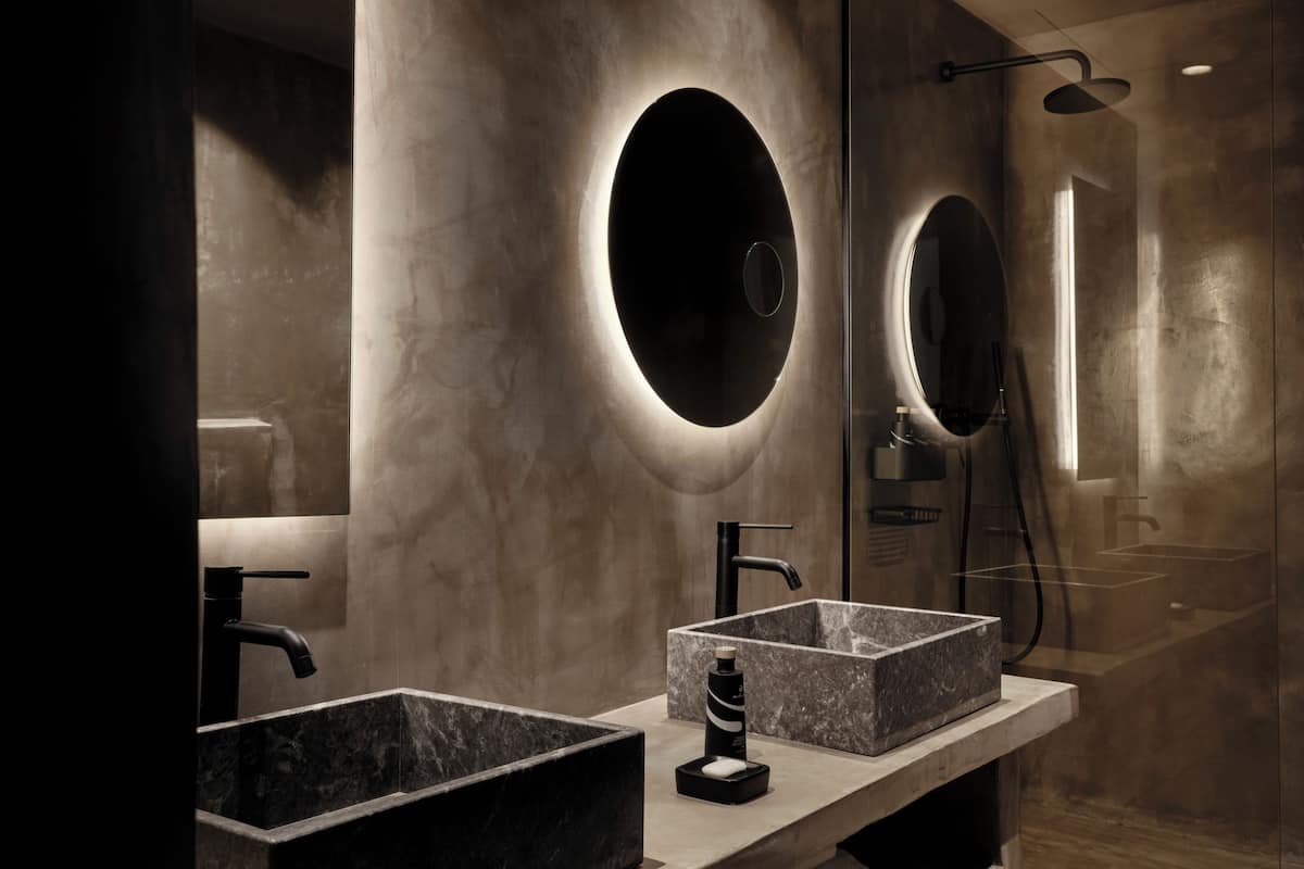 sunset suite with infinity pool | bathroom | combined shower/bathtub, designer toiletries, hair dryer, bathrobes