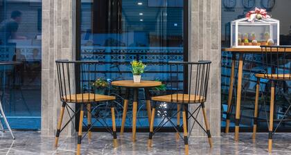 Suthep Home & Hostel