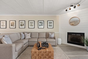 TV, fireplace, DVD player, offices