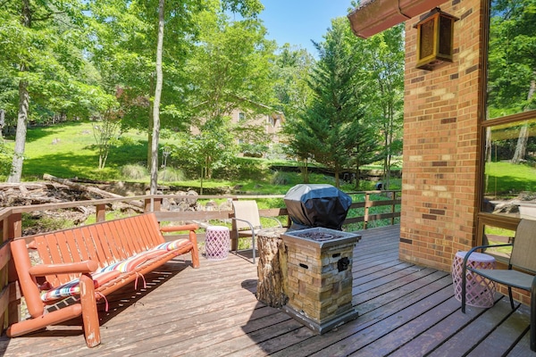 McGaheysville Vacation Rental | 3BR | 2BA | 1,300 Sq Ft | Stairs Required