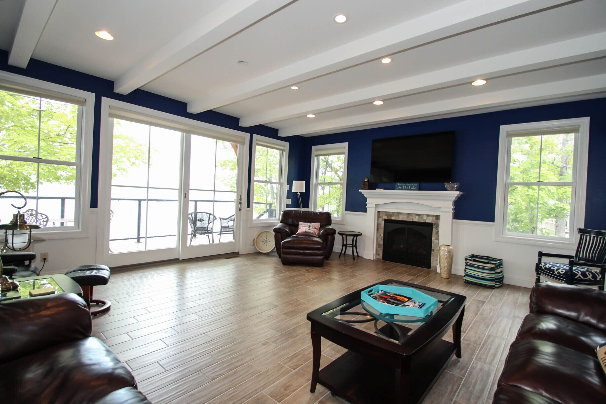 Waterfront, 138 ft Private Beach, Sunset View,  ADA friendly with elevator