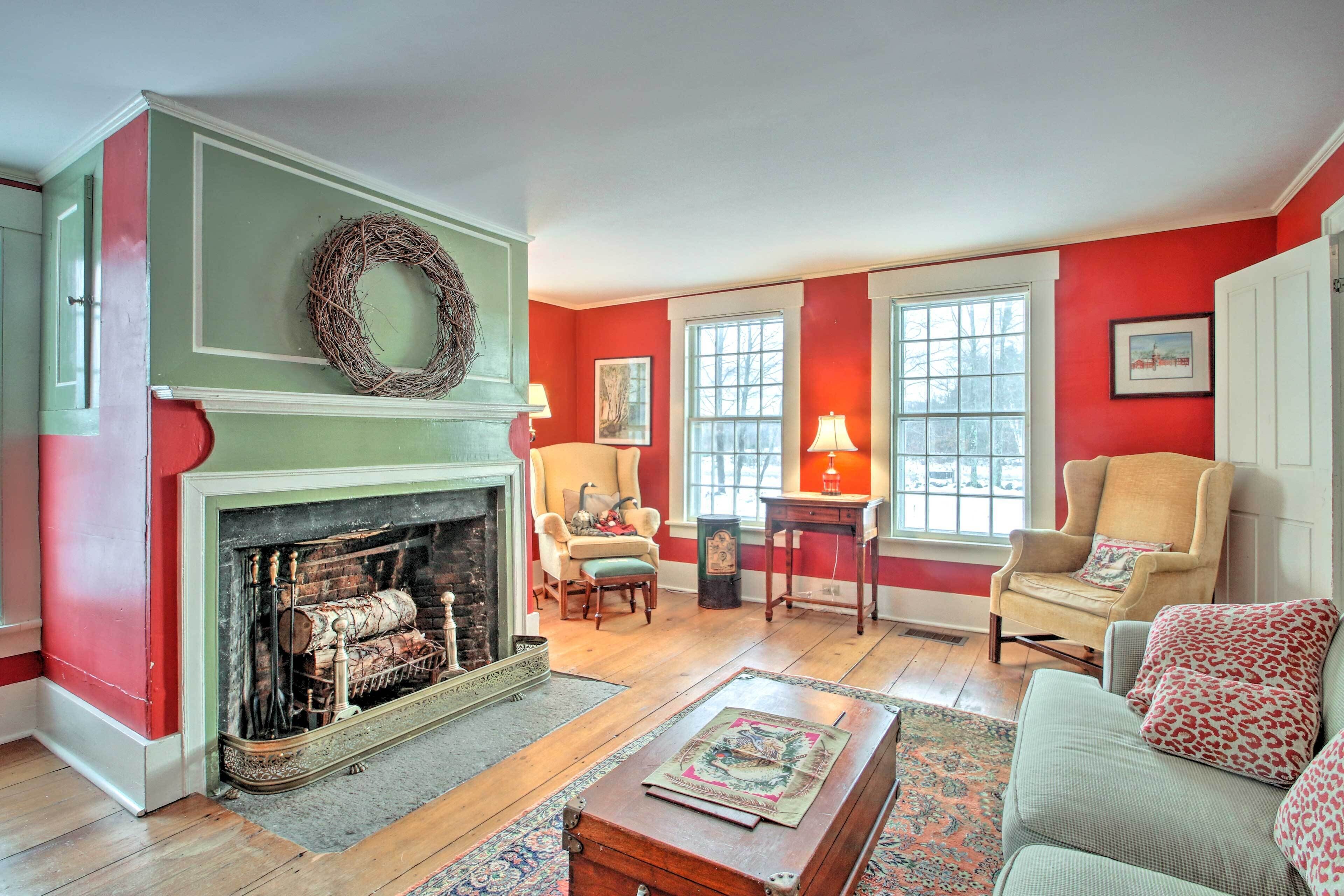 Historic Bradford Home - 8 Mi to Mount Sunapee!