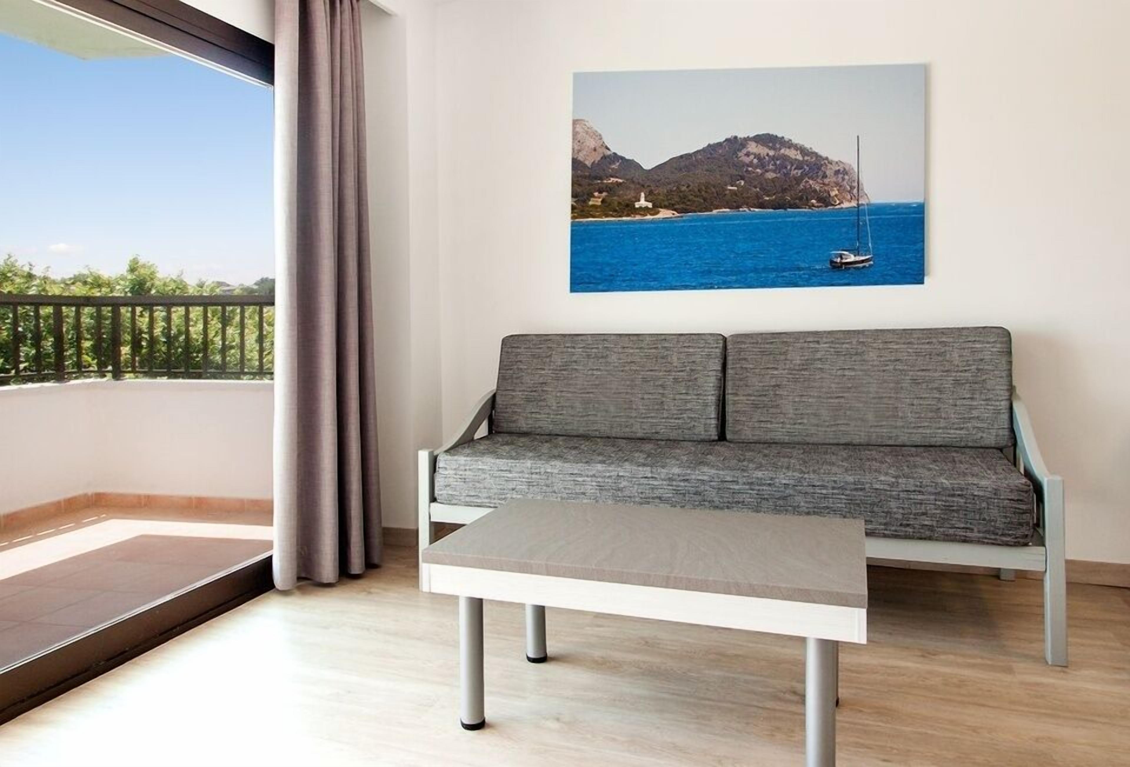 Apartamento, 1 habitación, terraza (2 pax) | Living area | Flat-screen TV