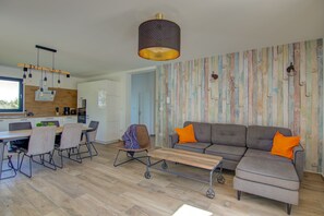 Comfort Villa, Garden View | Living area