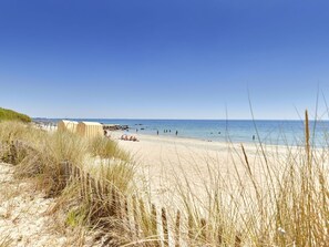 Beach - Nice apartment for 2 guests with WIFI, TV, patio and pets allowed (Carnac)
