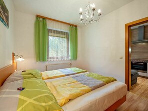 1 Schlafzimmer, Reisekinderbett, kostenloses WLAN
