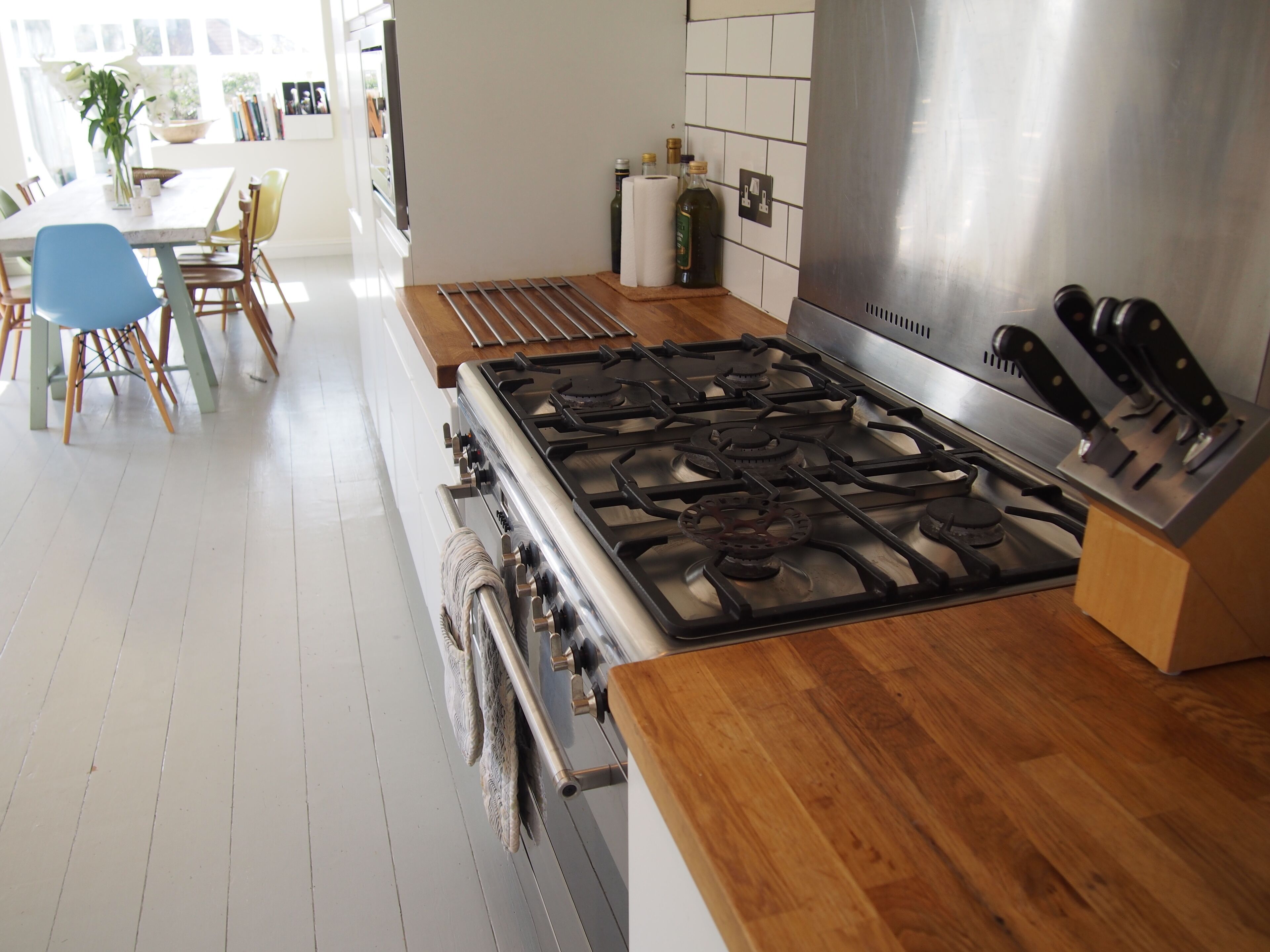 RENT THE BEACH HOUSE OF TOP INTERIORS STYLIST - No 22 in Sunday Times Top 100