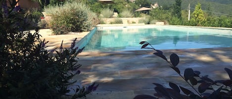 Piscine extérieure, piscine chauffée
