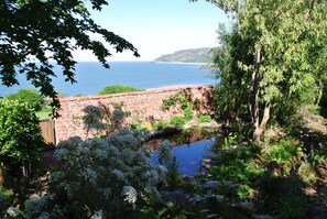 Property grounds - Stunning coastal home with panoramic sea views in Porlock Weir - 6 bed / 6 bath (Minehead)