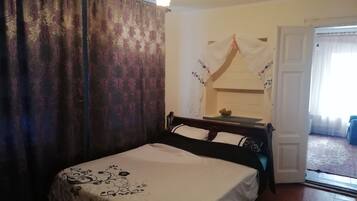 1 bedroom, desk, soundproofing, iron/ironing board