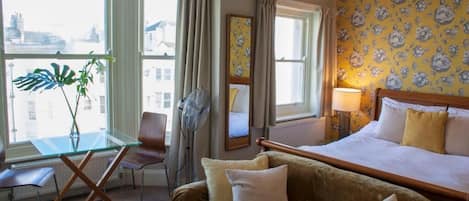 Superior Double Room, 1 Double Bed, Non Smoking, Partial Ocean View | Desk, iron/ironing board, free WiFi, bed sheets