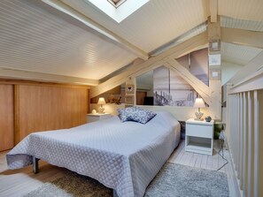 2 Schlafzimmer, Reisekinderbett, kostenloses WLAN