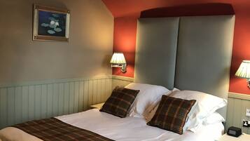 Kamar Double | Tirai kedap cahaya, Wi-Fi gratis, dan seprai linen