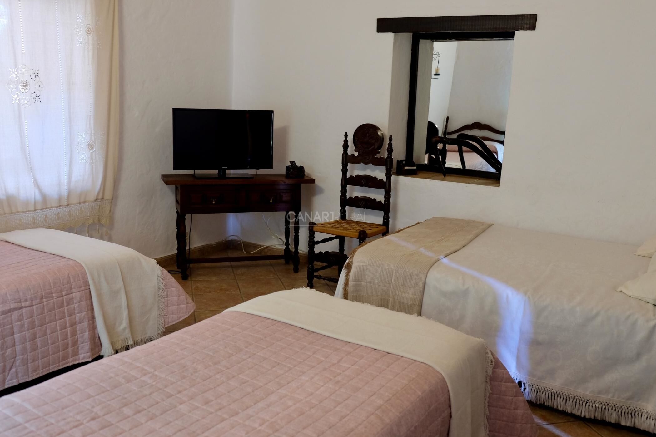 2 chambres, draps fournis