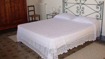 2 bedrooms, in-room safe, iron/ironing board, WiFi