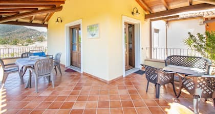 Sa Murta villa with large garden 2 minutes from the sea