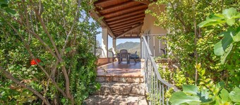 Sa Murtaの家、海から2分の大きな庭