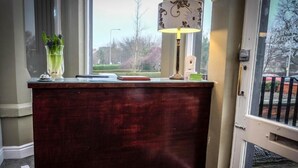 Lobby - Whitburn House Hotel (Preston)