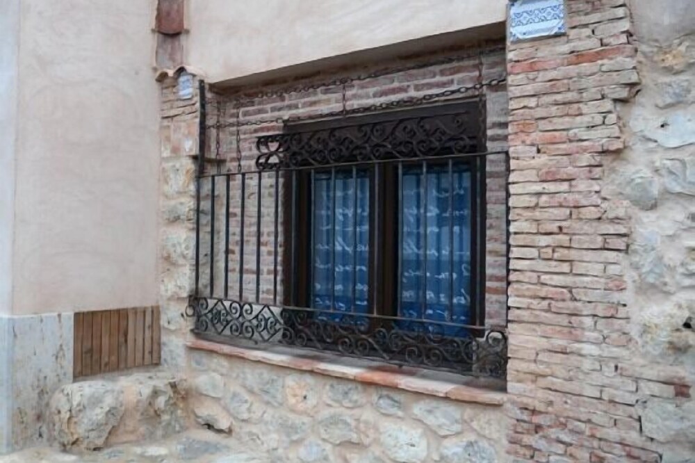 Self catering Alamar for 11 people