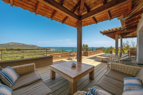 Palombaggia: PALOMBAGGIA VUE GRANDIOSE VILLA avec PISCINE à débordement
