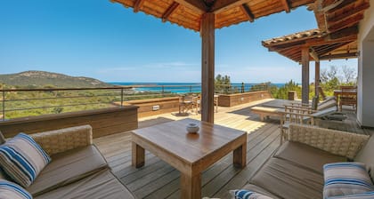 Palombaggia: PALOMBAGGIA VUE GRANDIOSE VILLA avec PISCINE à débordement