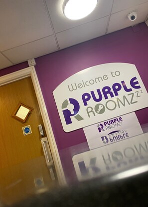 Reception - Purple Roomz (Preston)