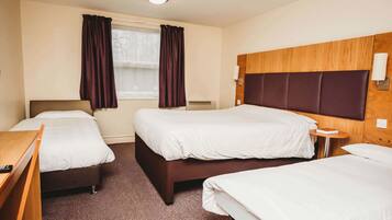 Quarto família, para não fumantes | 2 quartos, escrivaninha, espaço de trabalho para notebook