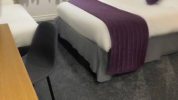 Twin Room, Non Smoking | 2 bedrooms, desk, laptop workspace, iron/ironing board
