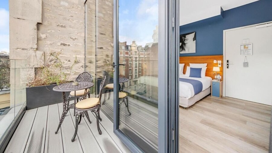 艾菲尔小姐别墅酒店