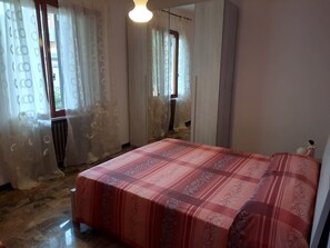 1 bedroom, iron/ironing board, WiFi, wheelchair access