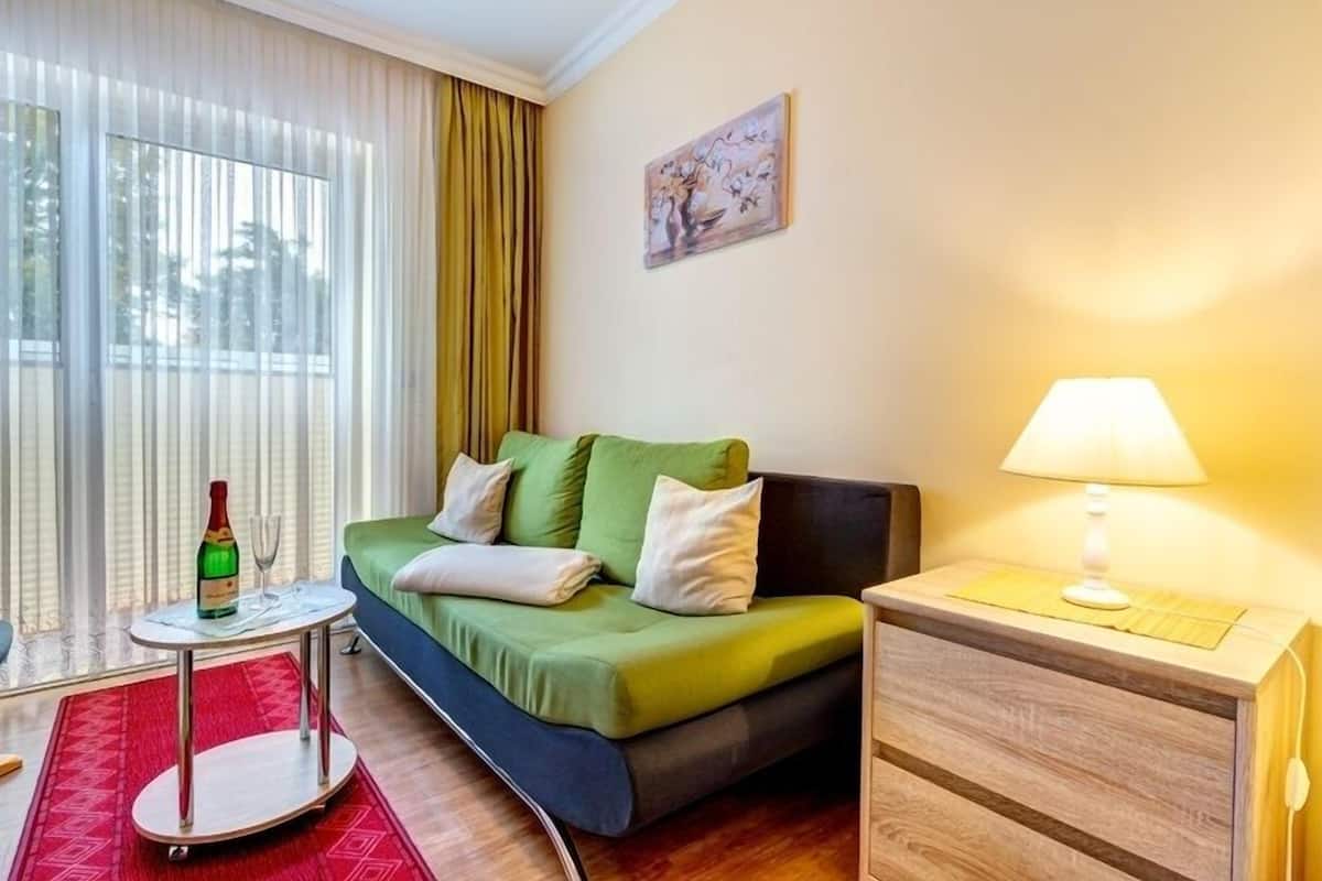 Appartement, terras (D1 - incl. Cleaning Fee 45 EUR) | Woonruimte | Flatscreentelevisie