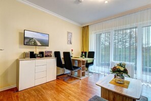 Appartement (D7- incl. Cleaning Fee 50 EUR) | Woonruimte | Flatscreentelevisie