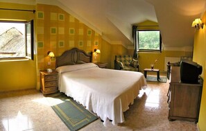Double Room, Jetted Tub