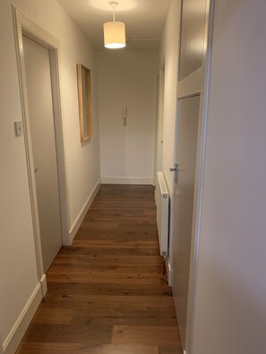 Apartamento premium, 1 quarto | Comodidades do quarto