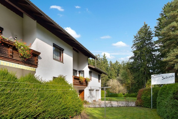 Eigentum, Haus, Gebäude, Himmel, Natürliche Landschaft, Die Architektur, Grundeigentum, Wohngebiet, Zuhause, Hütte
