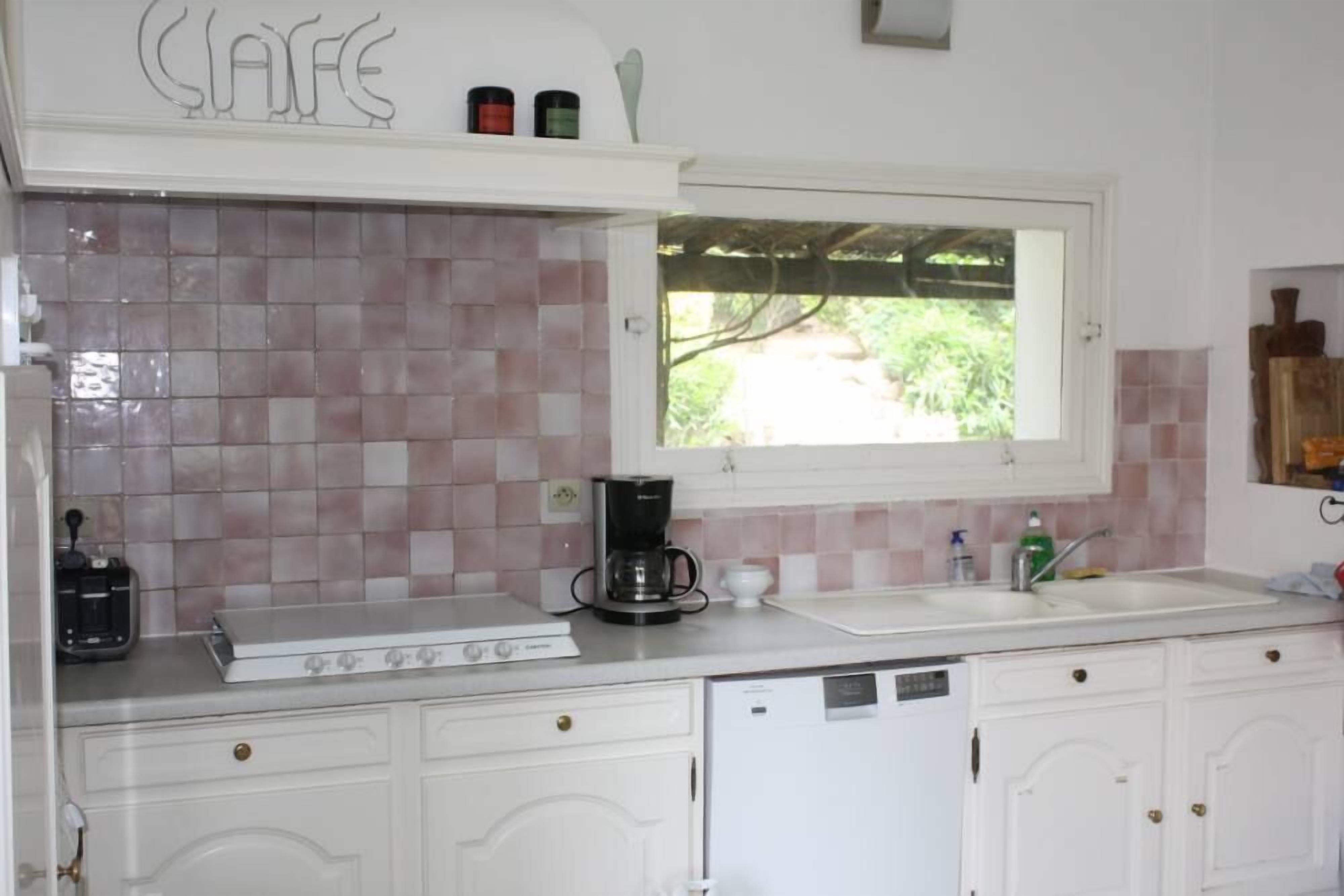 Beautiful big house close to the sea