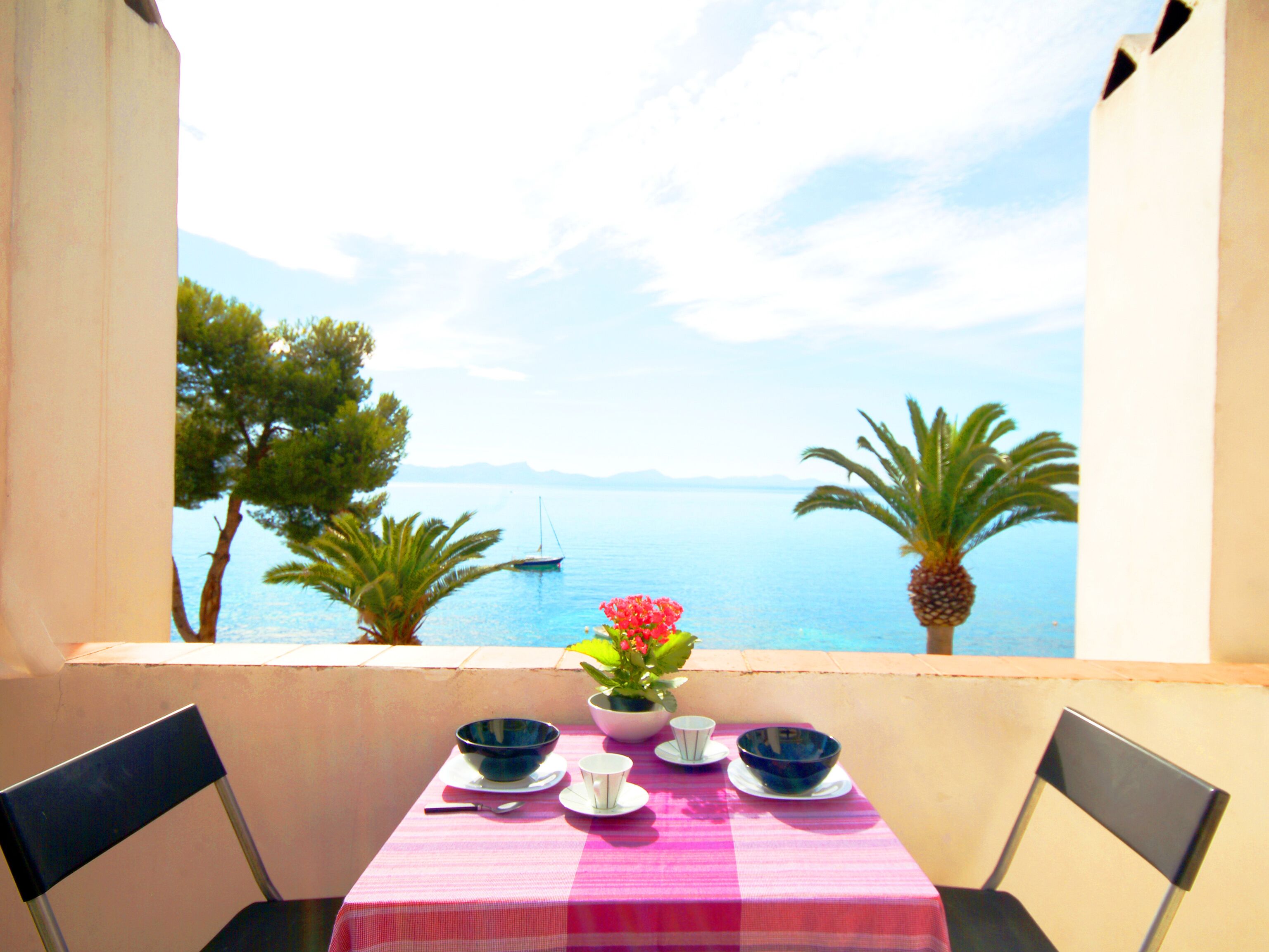Romantisches Apartment, spektakulärer Meerblick, Puerto de Alcudia, Klimaanlage, WLAN