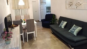 TV - Beautiful and sunny house in Cordoba (Córdoba)