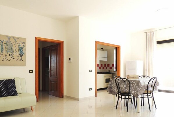 Living area - Oikia Vacanze - Otranto Teto. Appartamento di nuova costruzione. Tutto l’arredam (Otranto)