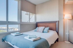 1 bedroom, iron/ironing board, WiFi, bed sheets - Gem by the beach Calahonda |Wifi| Sea Views (Sitio de Calahonda)