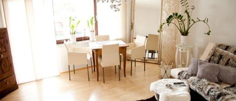 Smart TV, DVD player, books