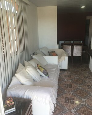 Blackout curtains, iron/ironing board, rollaway beds, free WiFi - Tucuns Home (Búzios)